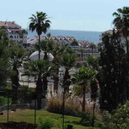 Stylish Near The Sea Apartment *
